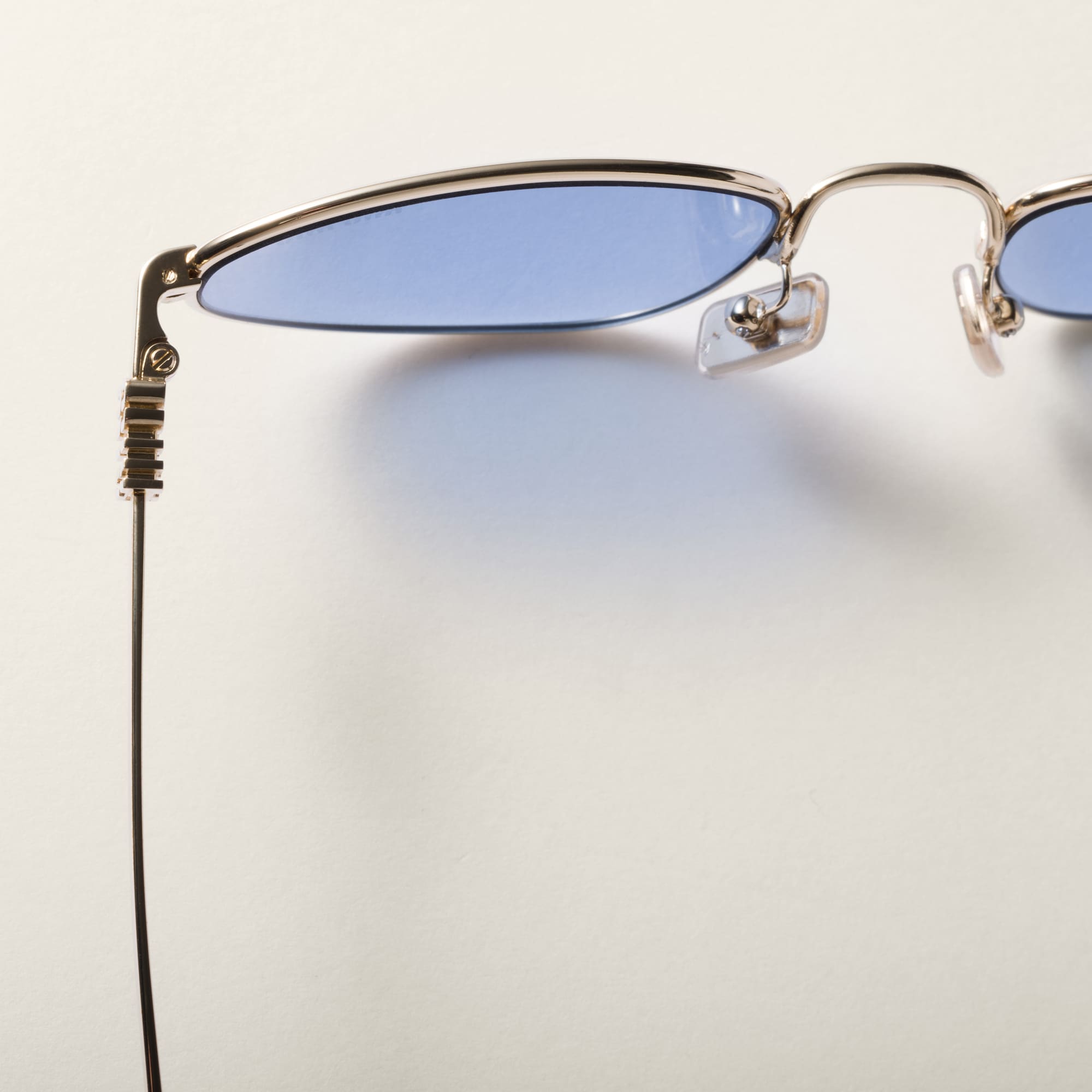 Miu Miu Logo sunglasses - Image 5